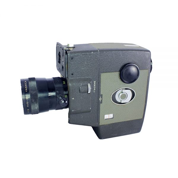 Yashica 8 U-Matic 8mm Film Kamerası 1960'lardan Japon üremi. Orijinal deri çantası, kitapçığı ve faturasıyla birlikte! Retrozade - Vintage • Retro