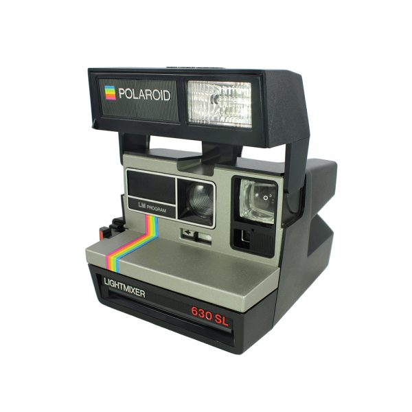 Siyah gökkuşağı modeli Polaroid 630 Lightmixer şipşak fotoğraf makinesi. Integral 600 & Impossible Project PX600 ve PX680 film. Retrozade