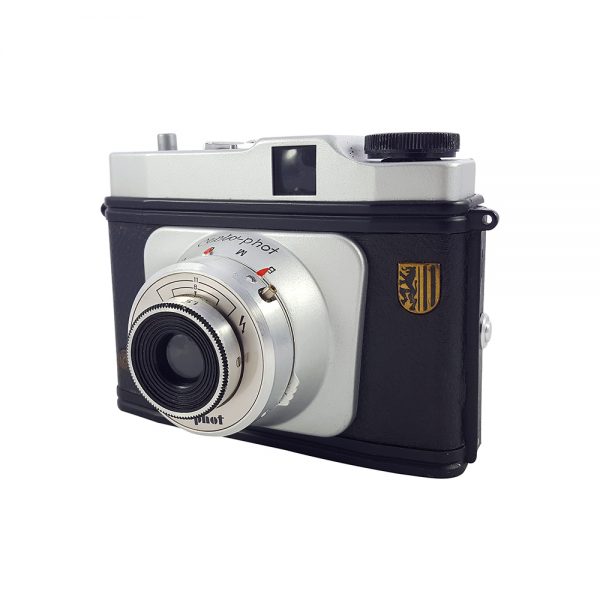 Certo Phot 1958 Almanya üretimi, 6X6 orta format fotoğraf makinesi. 120 roll film kullanır. Retrozade - Vintage • Retro • Antika ne ararsan burada!