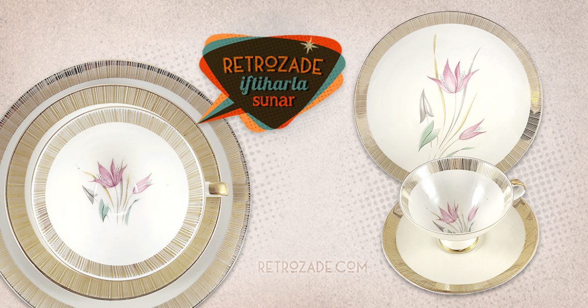 Bavaria trio fincan takımı Lillie; pasta tabağı & çay fincanı ve tabağından oluşan porselen set. Retro çizgiler ve narin çiçeklerin aşkı Retrozade'de! !Retrozade Vintage • Retro • Antika