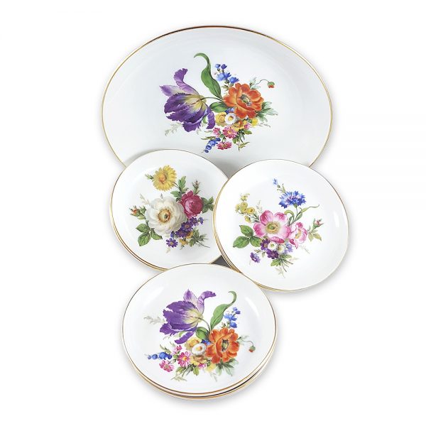 Bavaria porselen servis seti Aden ile tatlı servisini sanata dönüştürün! Floral baskılı altın bordürlü tabaklarıyla, şık sunumlarınıza vintage dokunuş! ✨Retrozade✨Vintage • Retro • Antika
