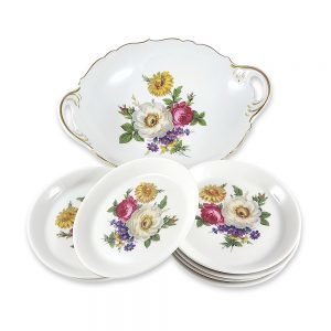 Porselen Bavaria servis seti Venüs ile tatlı servisini sanata dönüştürün! Floral baskılı altın bordürlü tabaklarıyla, şık sunumlarınıza vintage dokunuş! ✨Retrozade✨Vintage • Retro • Antika